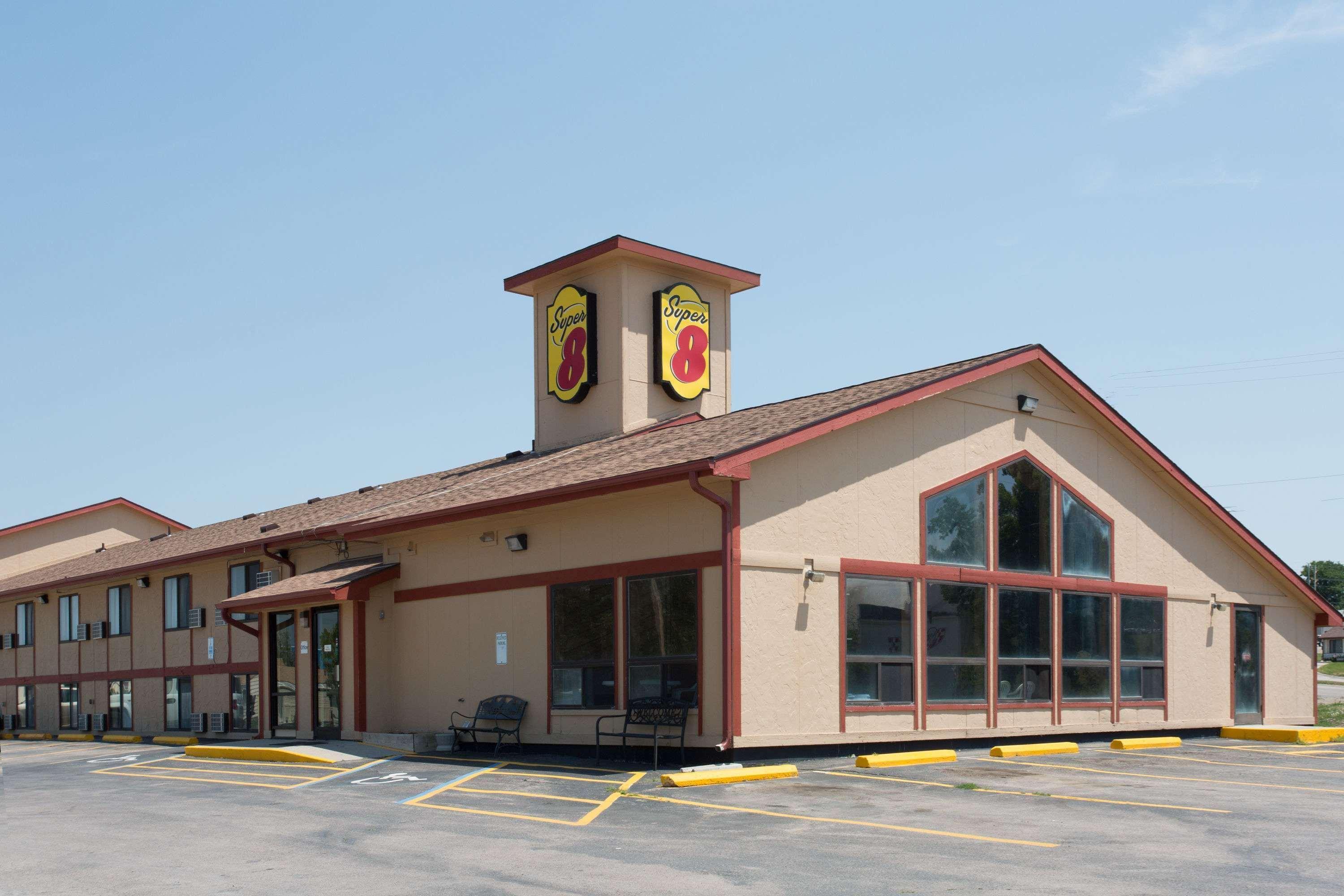 Hotel Super 8 By Wyndham Chadron Ne Exteriér fotografie