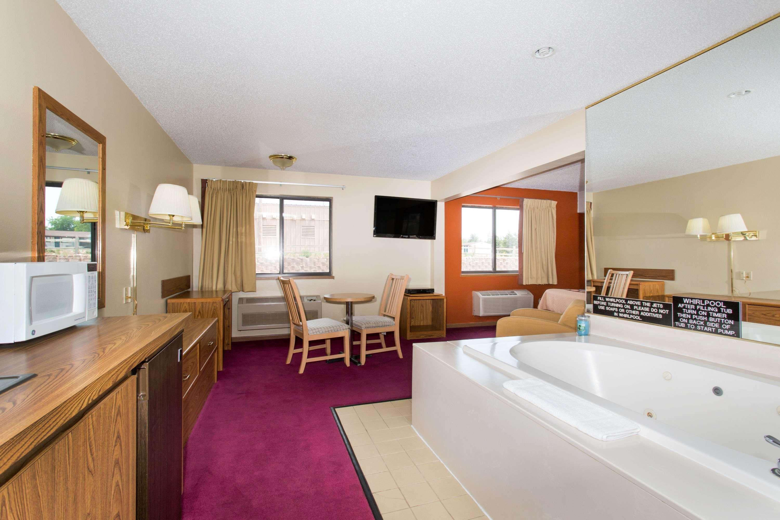 Hotel Super 8 By Wyndham Chadron Ne Exteriér fotografie